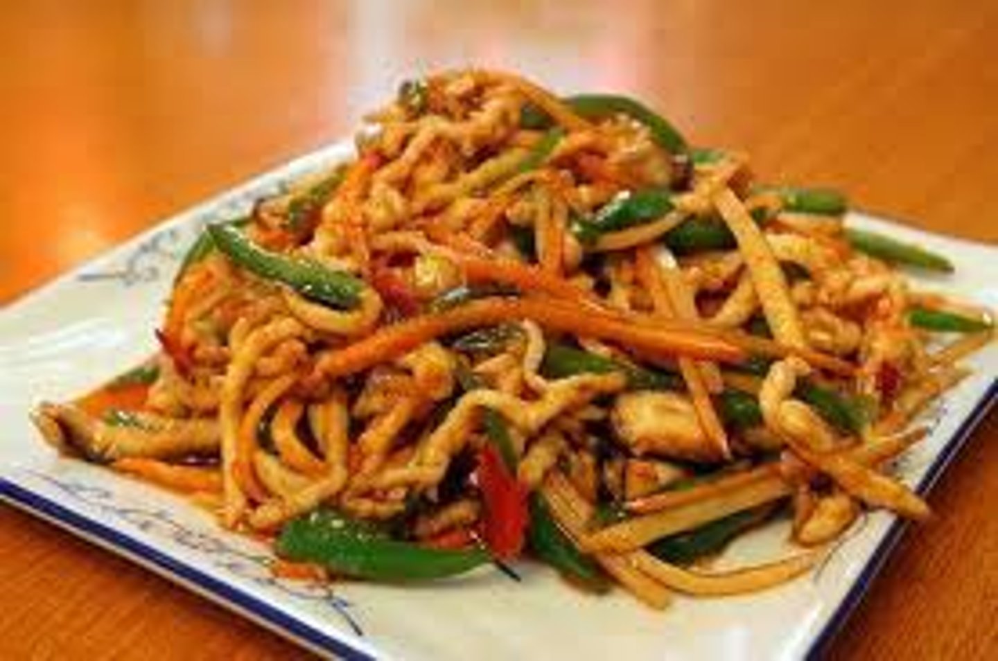 <p>(sī)</p><p>silk, thread like object</p>