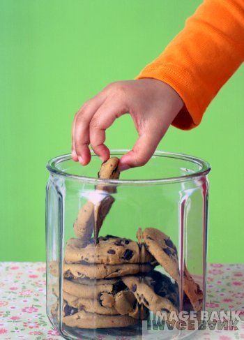 to take/to have something to eat or dirnk