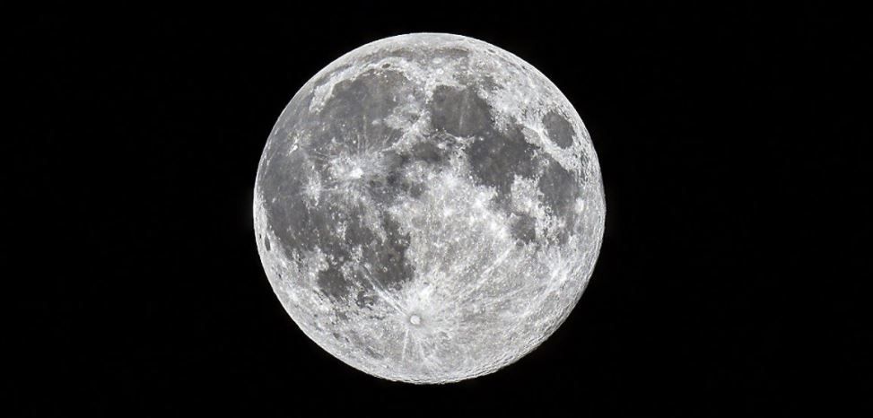 <p>full moon</p>