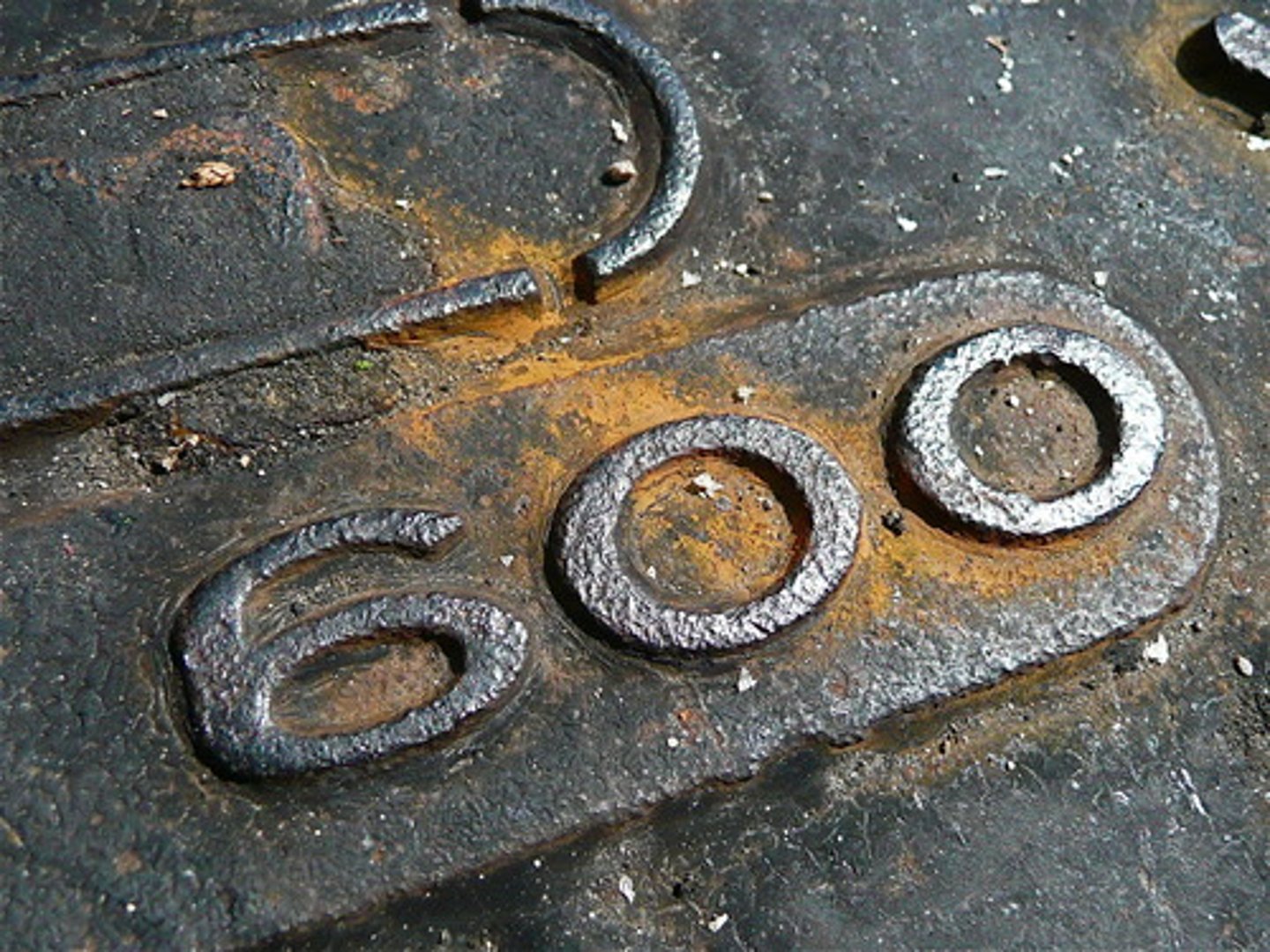<p>600</p>