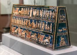 <ol><li><p>Organized in registers read from top to bottom</p></li><li><p>There are two sides, one with peace and one with war</p></li><li><p><strong>War side: </strong>Sumerian king inspects captives taken to him while chariots run over dead</p></li><li><p><strong>Peace side</strong>: There are musicians, banquets, likely victory celebration</p></li><li><p>Fond in a tomb but NOT a standard —&gt; may have been a soundbox for an instrument</p></li><li><p>2,600 - 2,400 B.C.E. <strong>(Sumerian)</strong></p></li></ol><p></p>