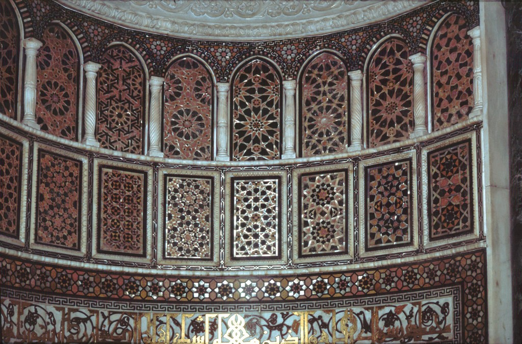 <p>Name - Great Mosque of Damascus (Mihrab, interior)</p><p>Date -</p><p>Culture -</p><p>OG Location -</p><p>Function -</p><p>Patron -</p><p>Material -</p><p>Other - Interior marks the focal point of prayer, features <span>precious stones and mother-of-pearl, Kufic inscriptions, geometric patterns created by the repetition and intersection of basic forms</span></p>
