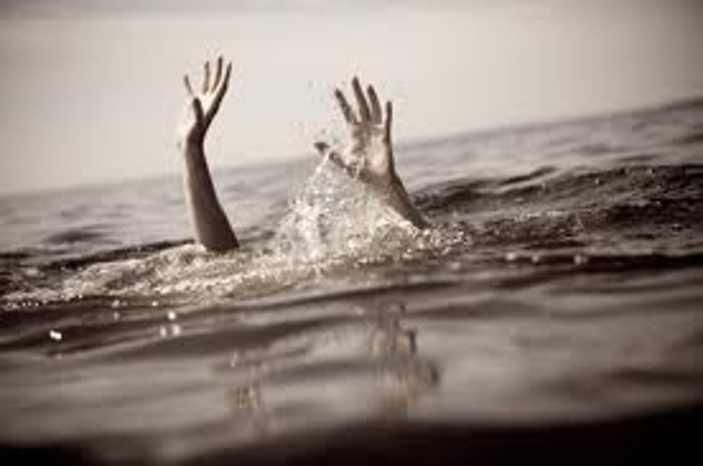 <p>to drown</p>