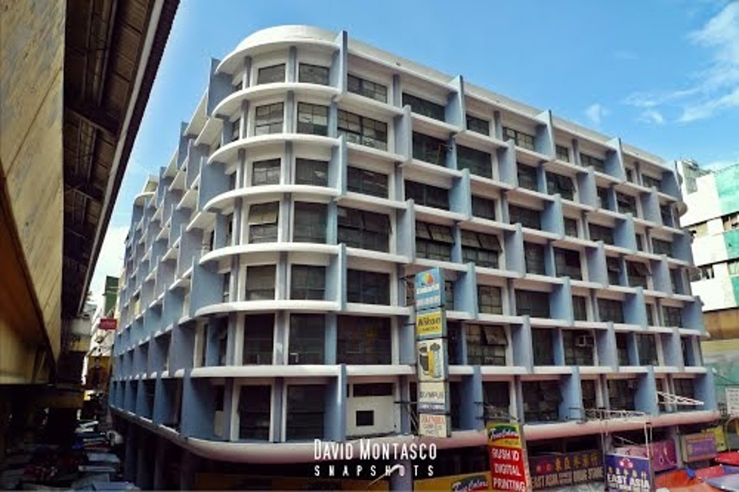 <p>Capitan Luis Gonzaga Building</p>