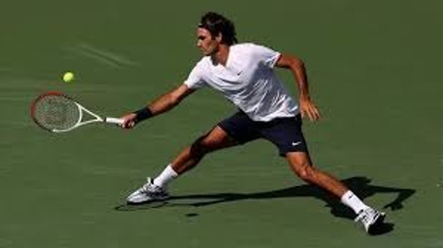 <p>saber precedes the infinitive form of a verb</p>