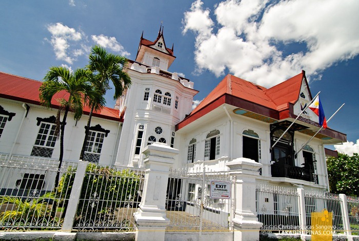 <p>Aguinaldo Shrine (Cavite)</p>