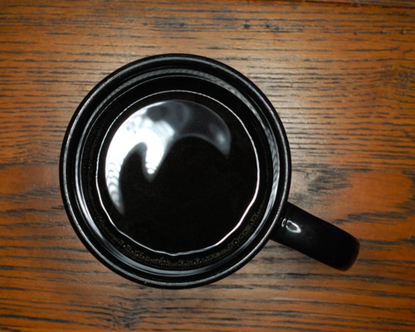 <p>black color</p>