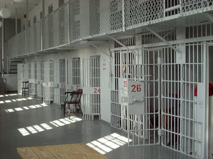 <p>jail</p>