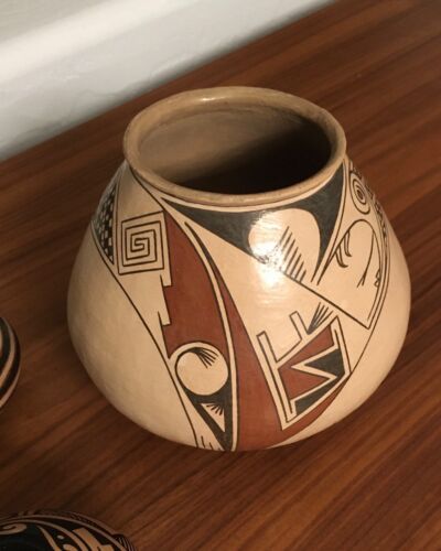 
He is known for making different types of pottery with repetitive designs.