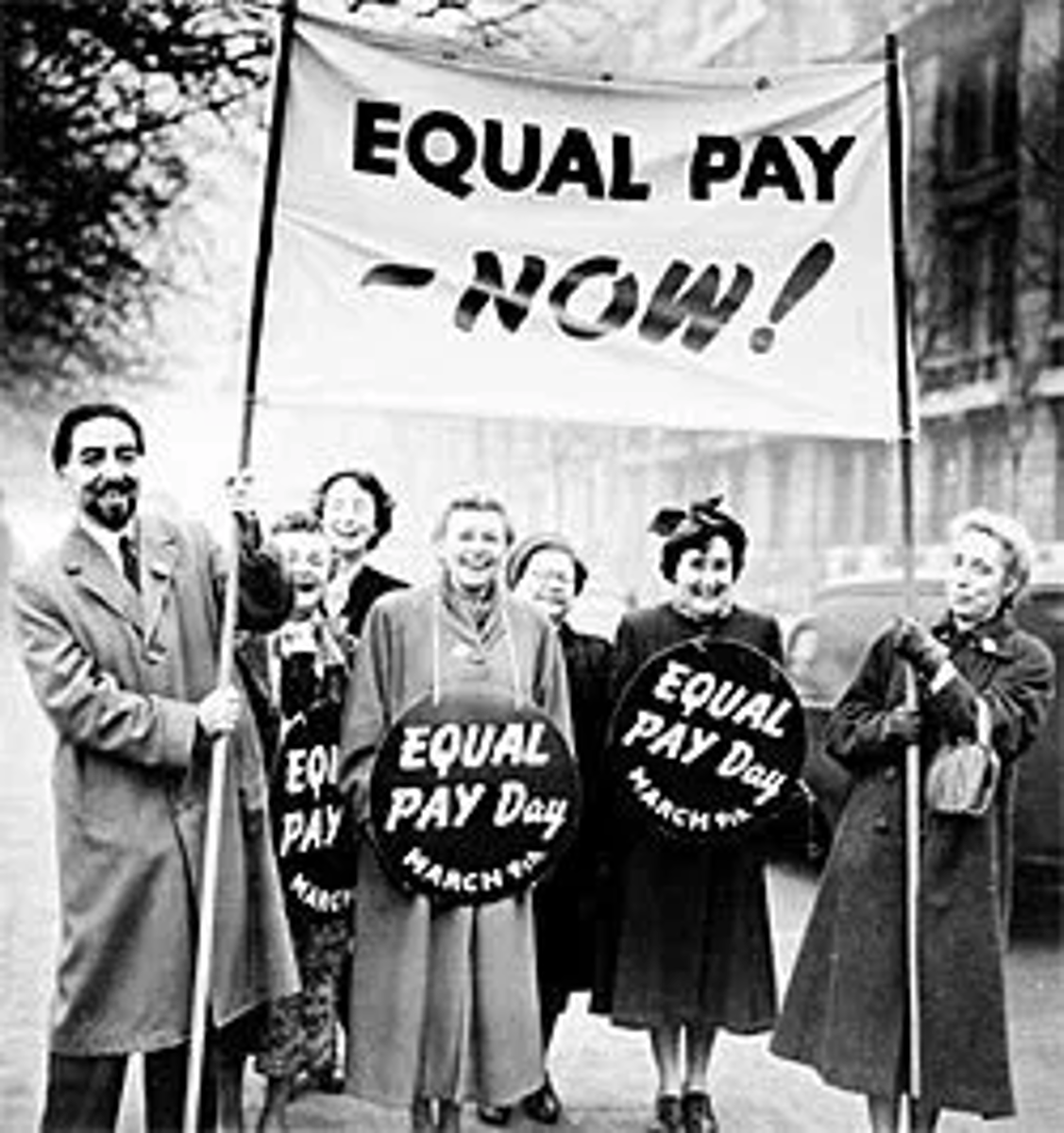<p>An amendment to the Fair Labor Standards Act, this act requires equal pay for men and women doing equal work.</p>