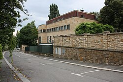 <p>Vila traub – B Paul</p>
