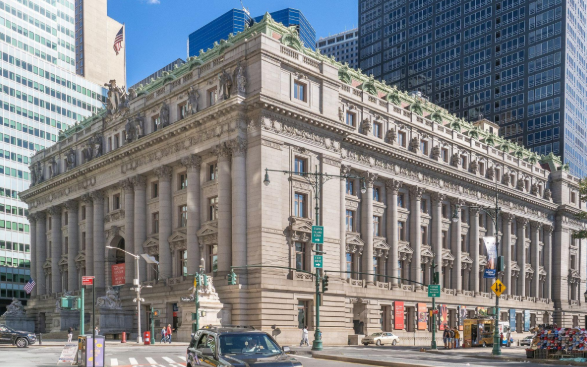 <p>What is the name of this building by Cass Gilbert?</p>