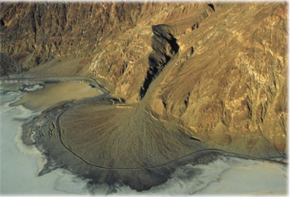 <p>mix of gravel, sand, silt, and mud. found in between mountain streams and river/ streams&nbsp;</p>