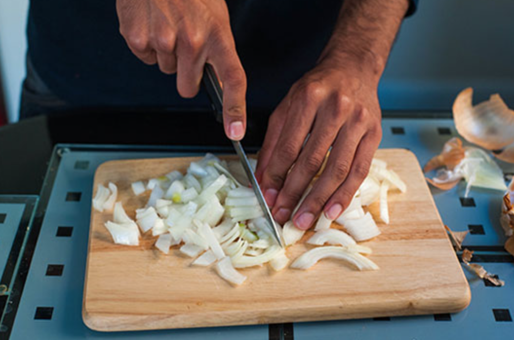 <p>(v.) – to cut something into small pieces</p><p></p><p>&nbsp;<br>A: Can you <strong>chop </strong>the onions? My eyes always burn when I chop them.<br>B: Sure, I don’t mind.</p><p></p>