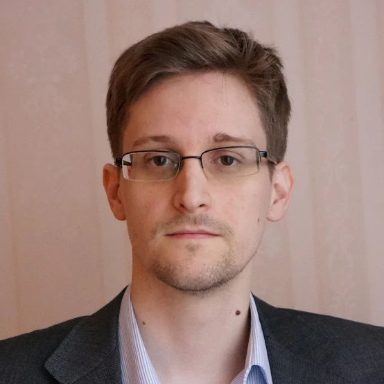 <p>Who was Edward Snowden</p>