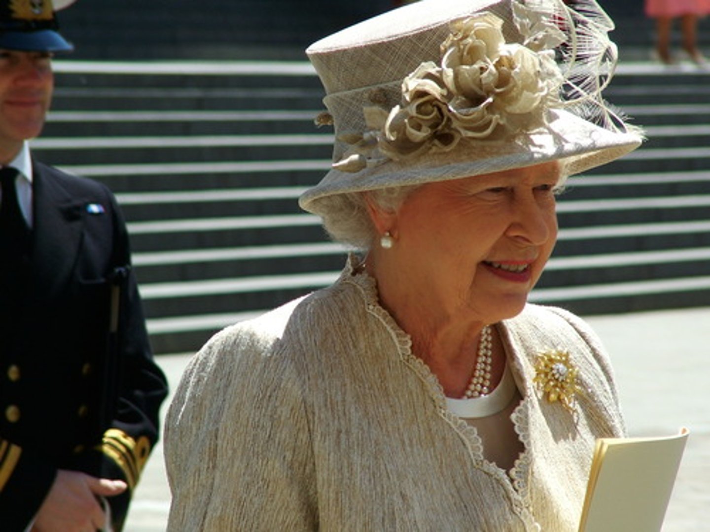 <p>lady, Mrs.</p>