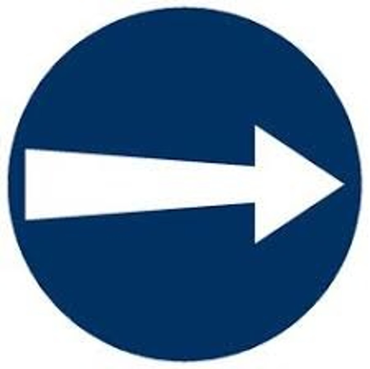 <p>đi qua (The air passes through a filter.)</p>