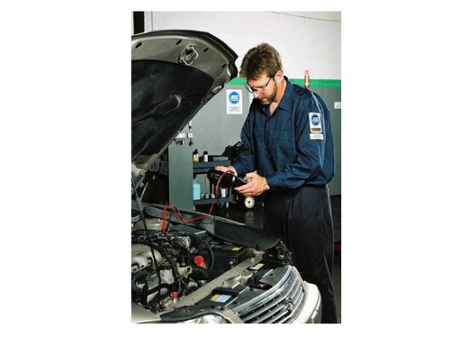 <p>mechanic</p>