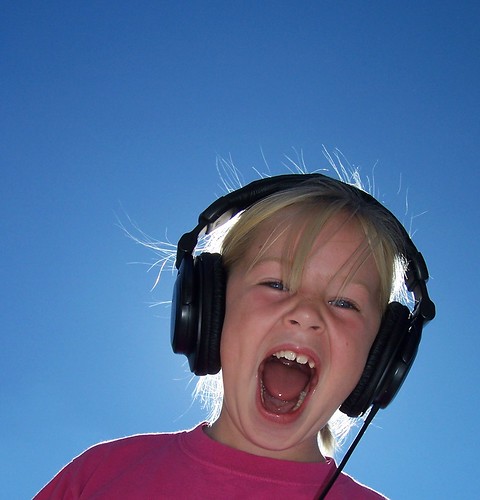 <p>to listen to music</p>