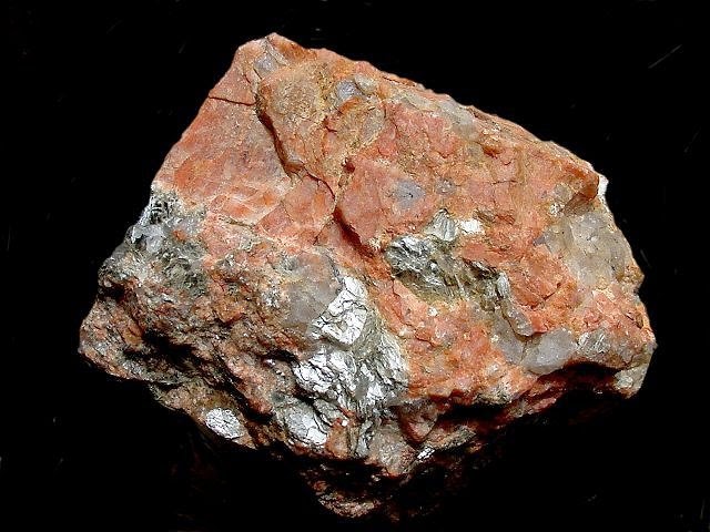 <ol><li><p>intrusive origin</p></li><li><p>pegmatitic texture&nbsp;</p></li><li><p>composition felsic&nbsp;</p></li></ol><p></p>