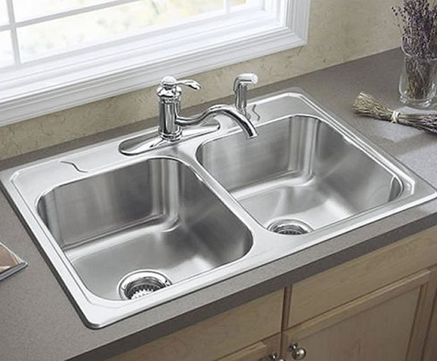 <p>kitchen sink</p>