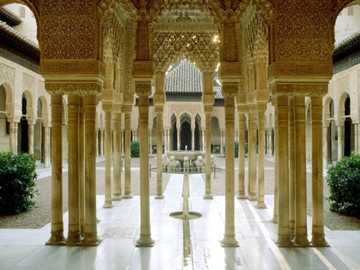 <p>-has aesthetic appeals: landscape, garden, reworked building</p><p>-from Spain</p><p>-fountains give a cooling and refreshment concept, lion fountain was the most popular</p><p>-ornament was the secondary feature, extremely stylized</p>
