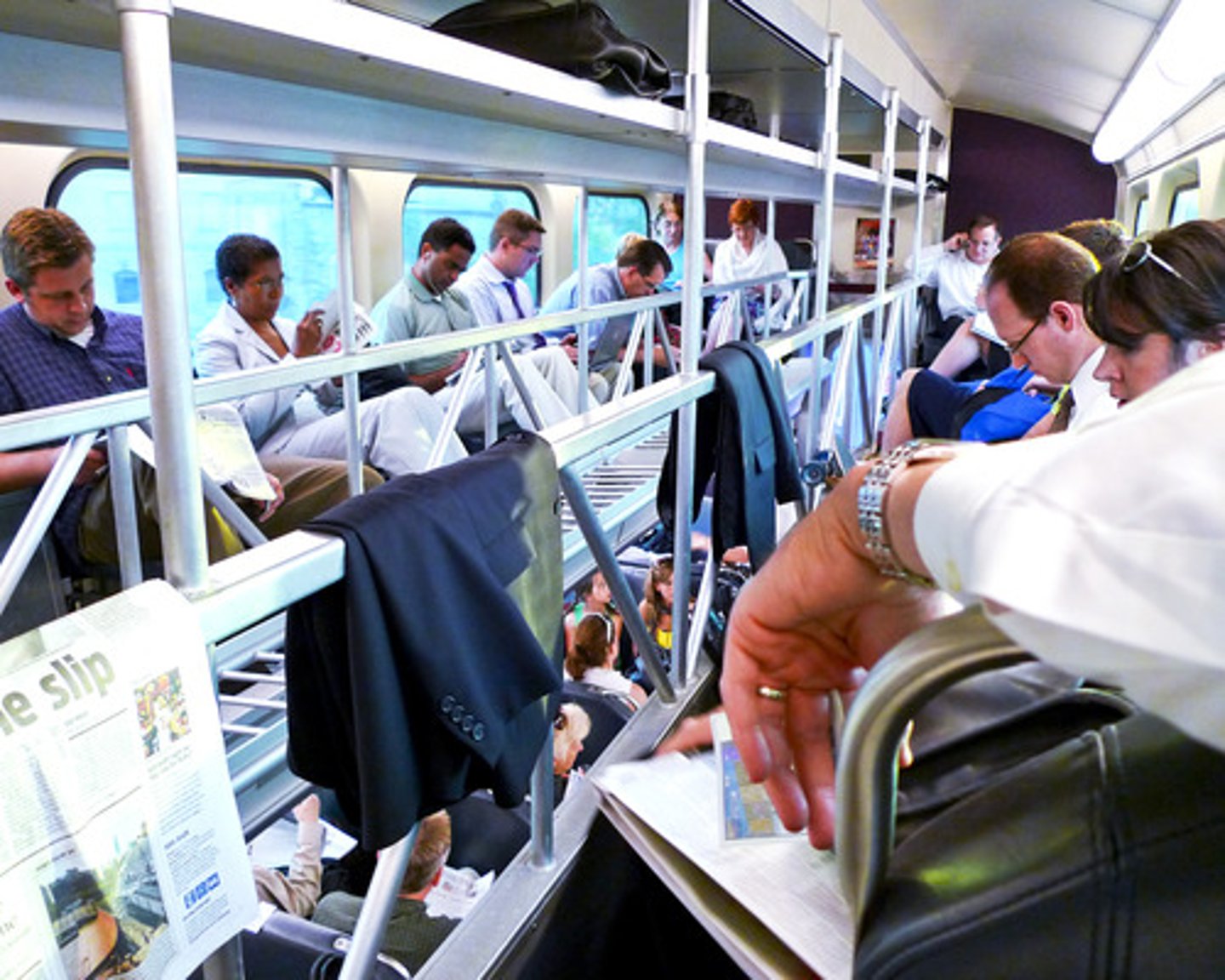 <p>faire la navette</p>