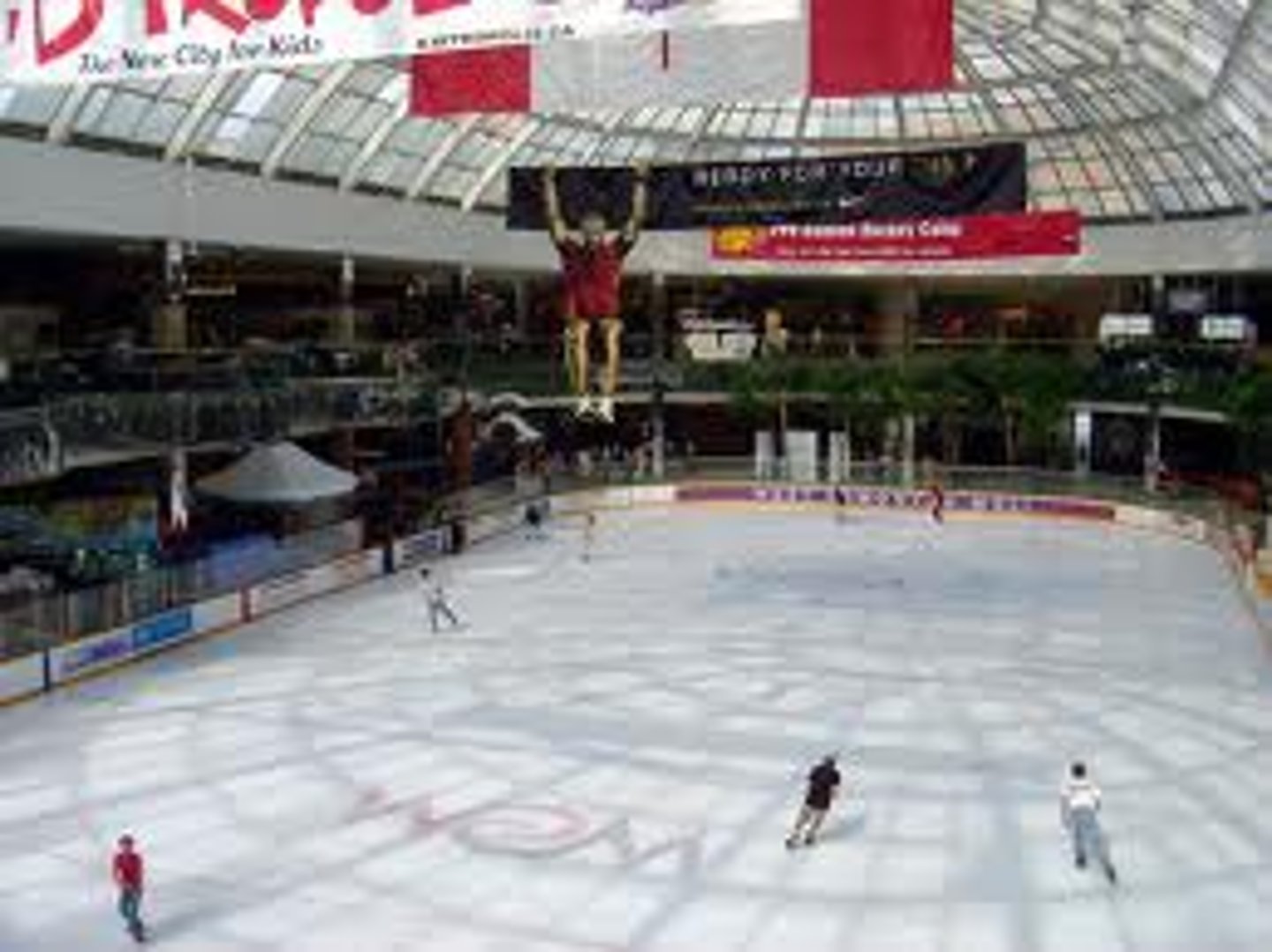 <p>een schaatsbaan</p>