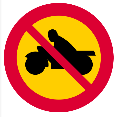 <p><span>Orsaken till att den sätts upp är oftast att motorcyklar bullrar mer än t ex bilar. Det kan vara en plats där man vill undvika buller.</span></p>