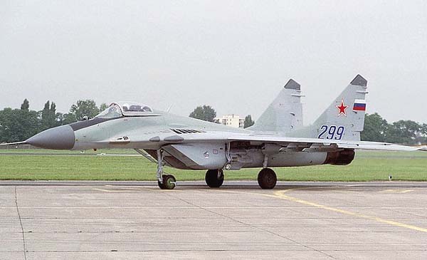 <p>FULCRUM, MiG-29, МиГ-29, (Grills on dorsal wing roots, Large wing roots, IRST forward of canopy)</p>