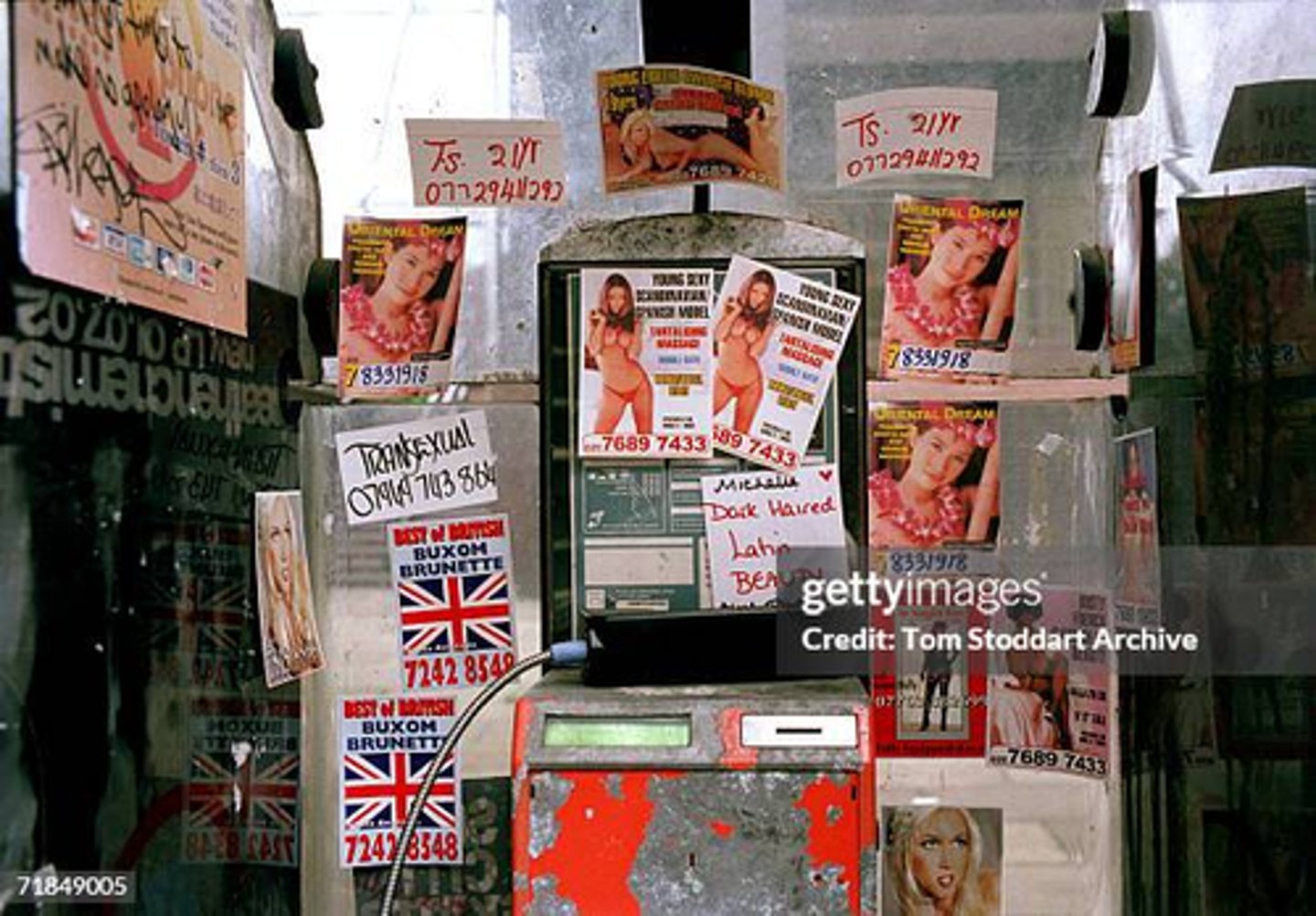 <p>Chapter: The Moral Limits of Criminalisation (Legal Moralism)</p><p>Facts: D created magazines that contained public adverts for prostitutes.</p><p>Principle: D can be convicted of conspiracy to corrupt public morals.</p>