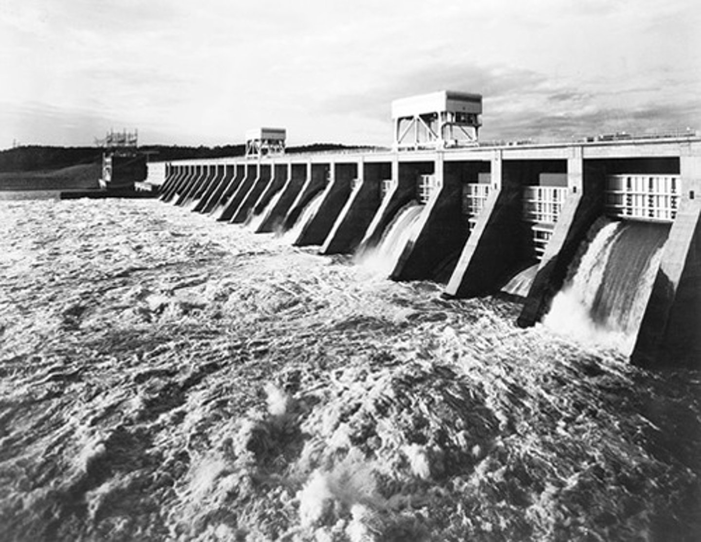 <p>A New Deal agency created to generate electric power and control floods in a seven-U.S.-state region around the Tennessee River Valley . It created many dams that provided electricity as well as jobs.</p>