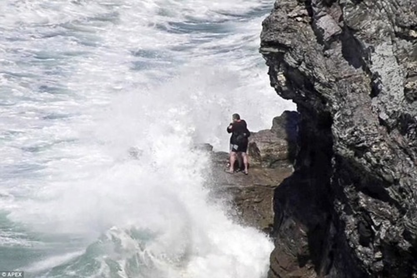 <p>shipwrecked sailor</p>