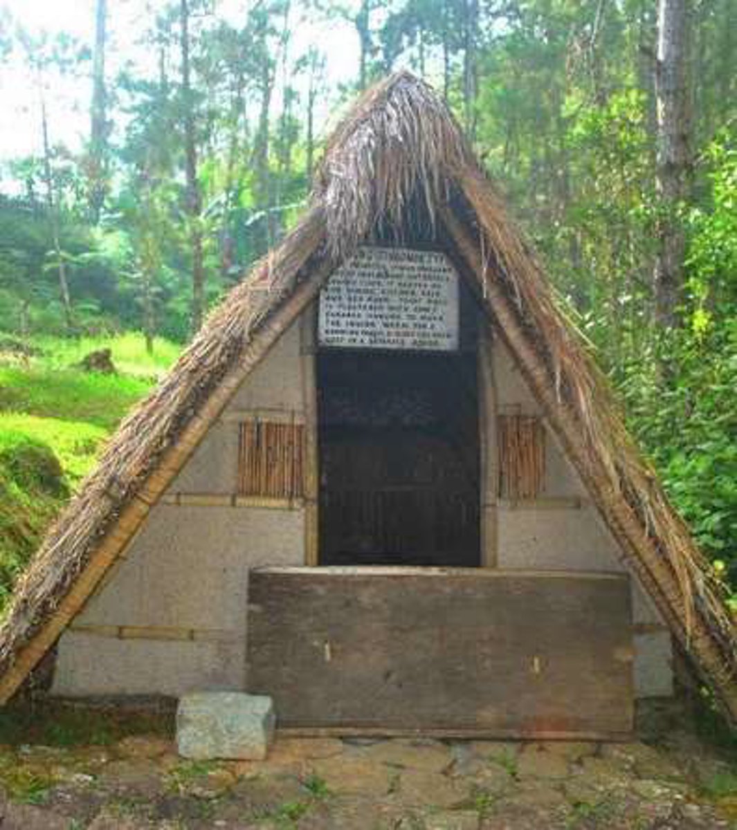 <p>ifugao house for the poor</p>