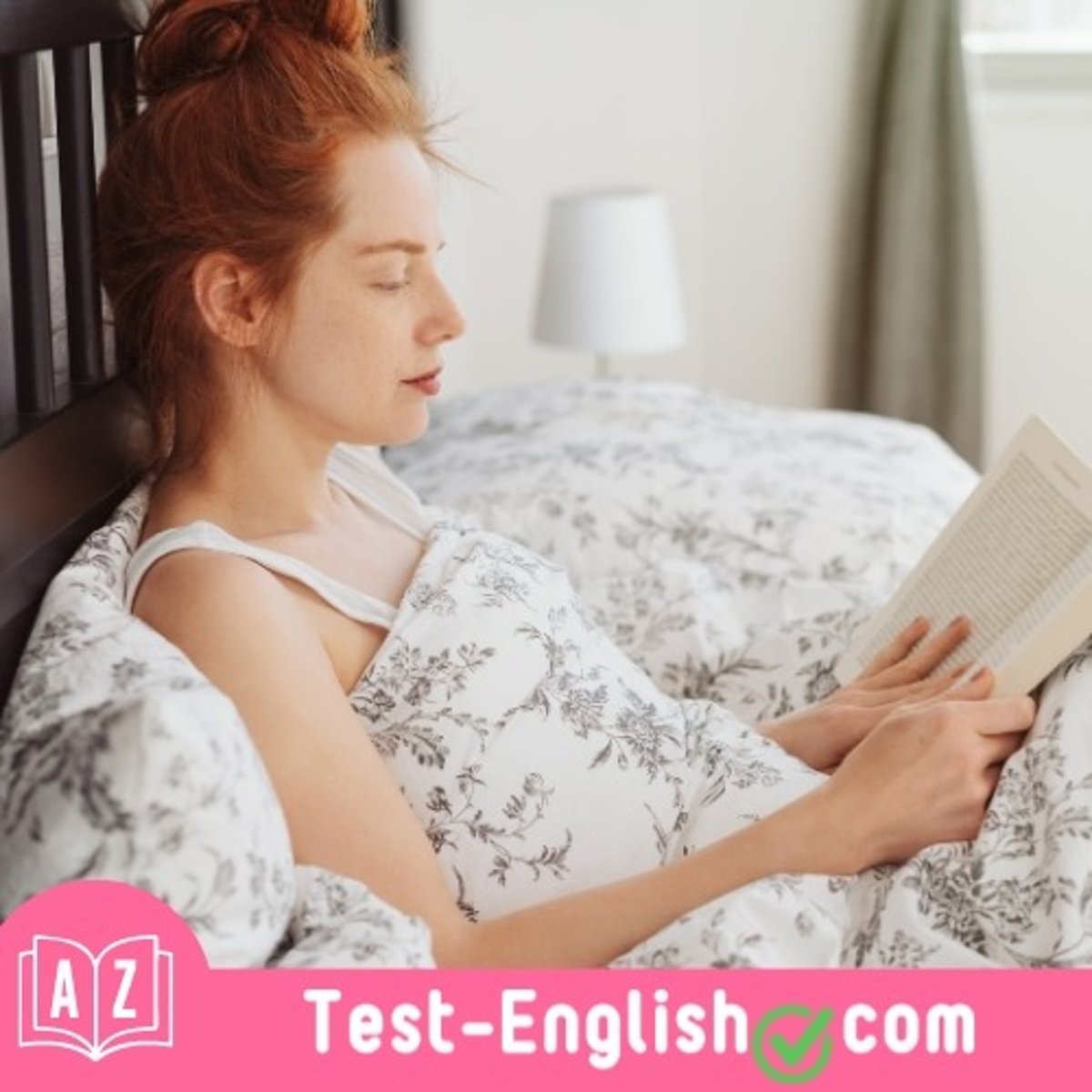 <p>I like to read a _____ in bed.</p>