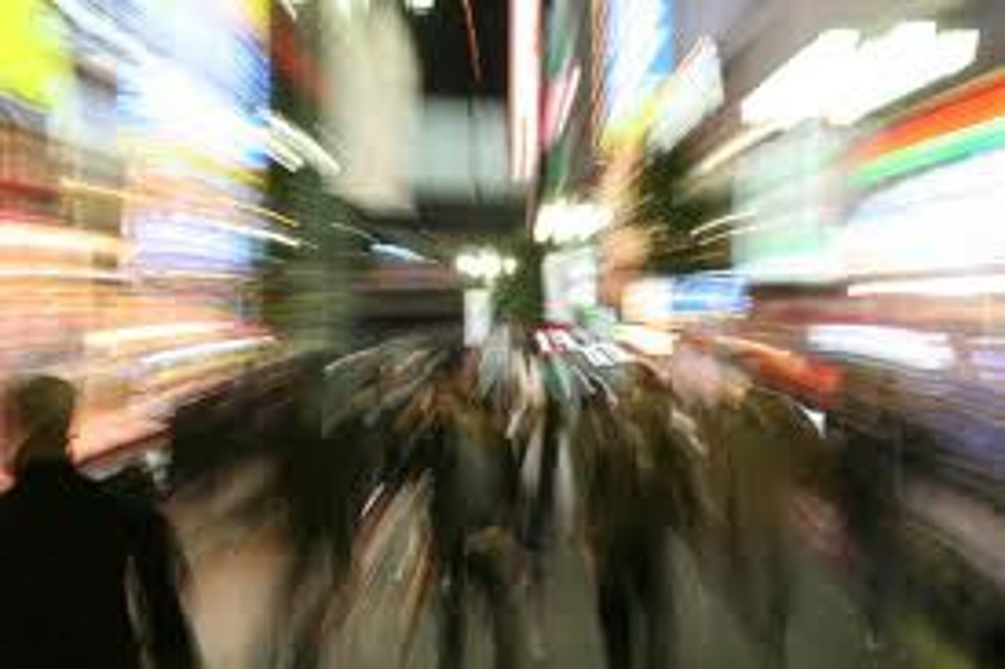 <p>/mɪsts/ = obscurity</p><p>(idiom): Trong sự mơ hồ, không rõ ràng</p><p>Ex: The truth lies in the mists of history.</p>