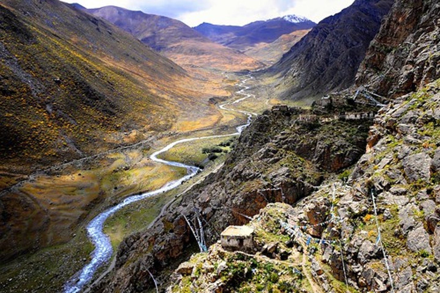 <p>el valle</p>
