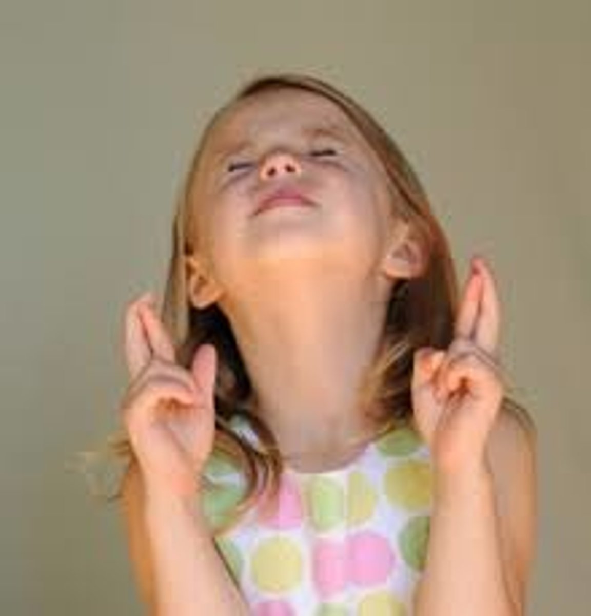 <p>to hope; to wish</p>