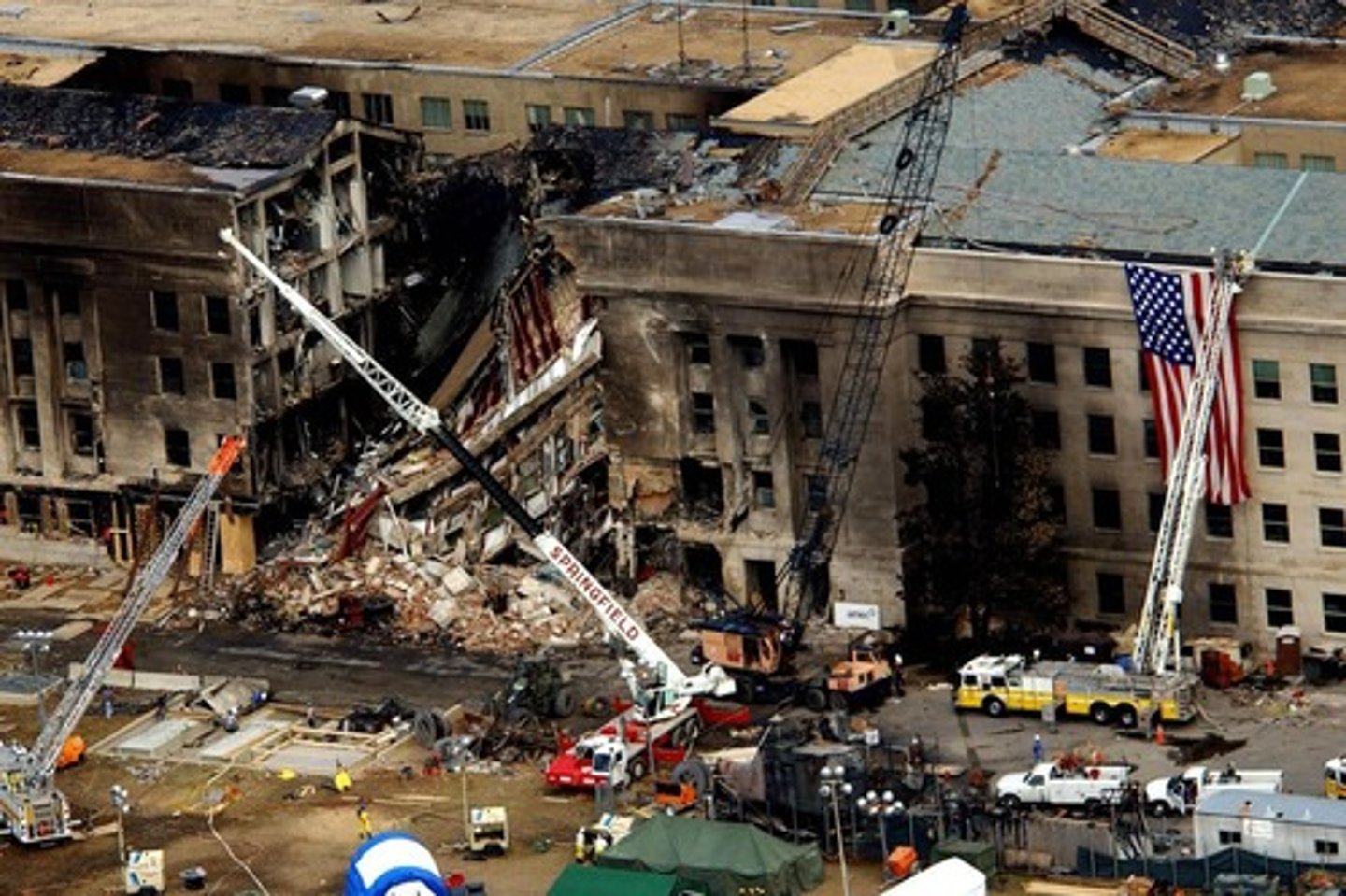 <p>U.S. Department of Defense headquarters targeted.</p>