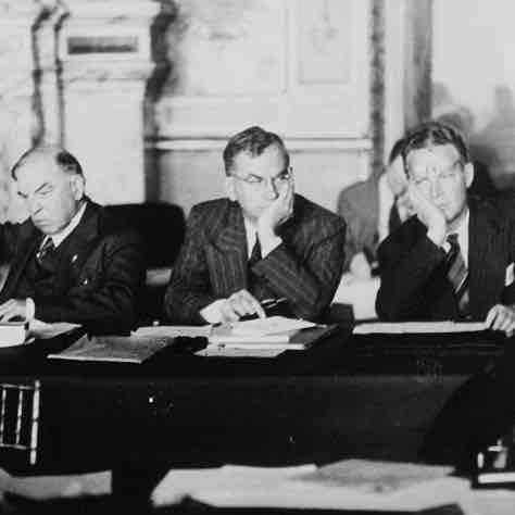 <p>Agreement in 1973 that led to the withdrawal of US forces from Vietnam but allowed the Viet Cong to remain in the South.</p>