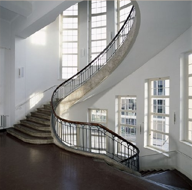 <p>Henry van de Velde’s work in Weimar that he designed in 1904-11. This became the building that housed the post-World War I <strong>Bauhaus </strong>at its inception. </p>