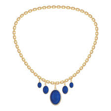 <p>Il a reçu</p><p>Elle a reçu des bijoux pour Noël.</p><p>“Reçu” to me sounds like “re-sue”, so if you sue someone again you would receive more money possibly.</p>