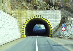 tunnel