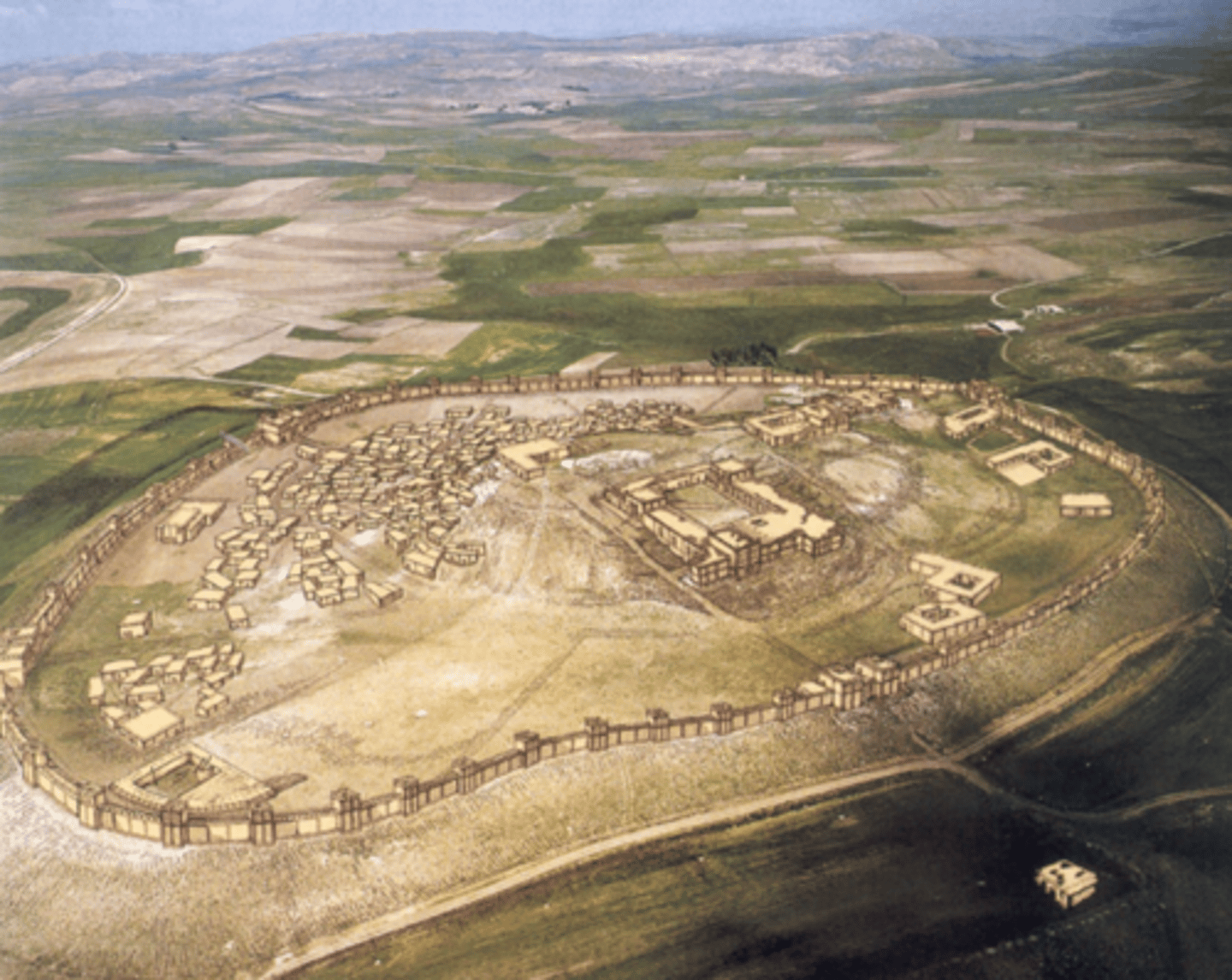 <p>New centre built of 18 ha with c. 5000 people?</p><p>Temples, fortifications, gates, large monumental structures</p><p>Local administration by Hittites</p>