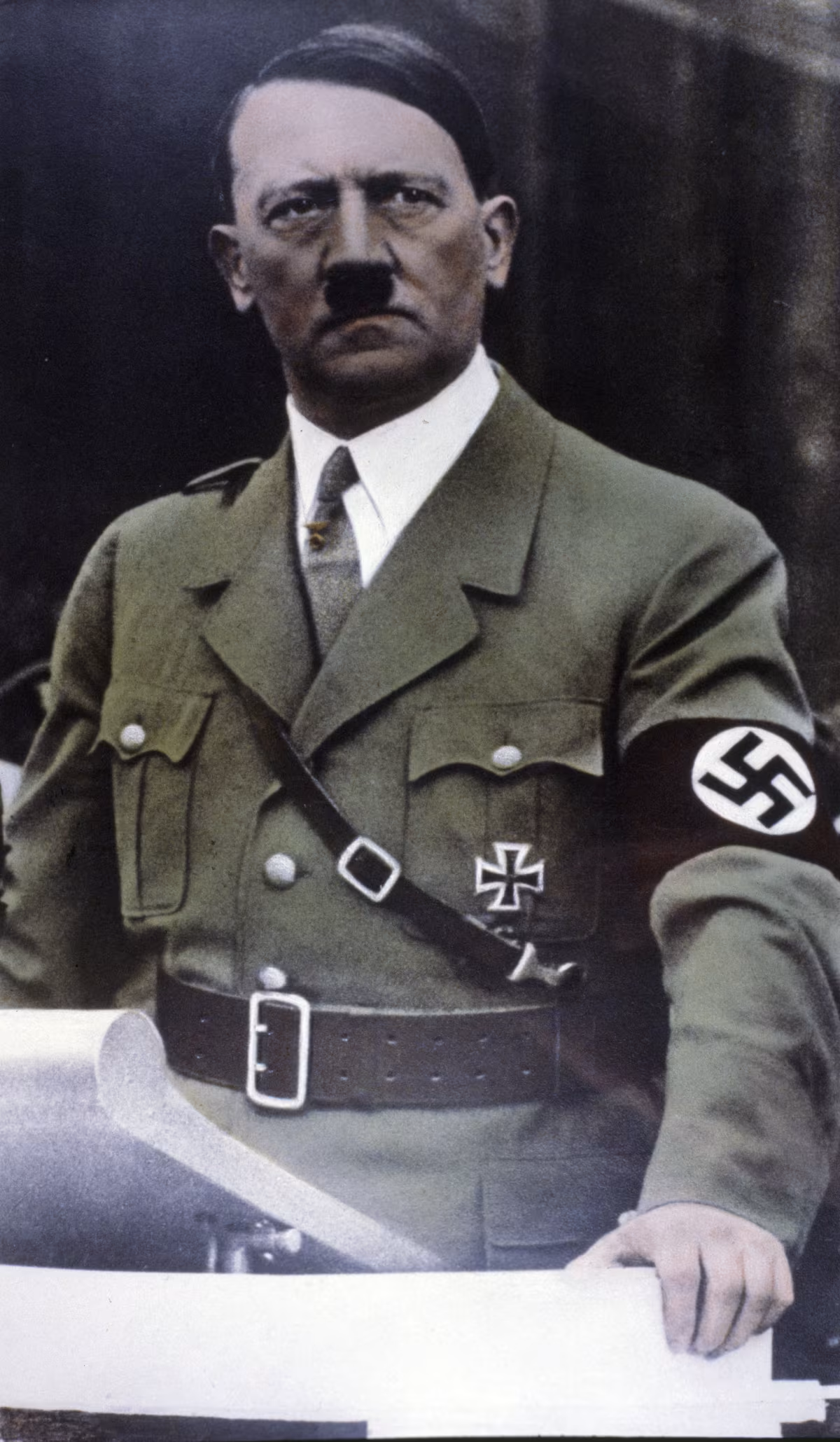 <h5 style="text-align: start" collapsed="false" seolevelmigrated="true"><span>Adolf Hitler</span></h5>