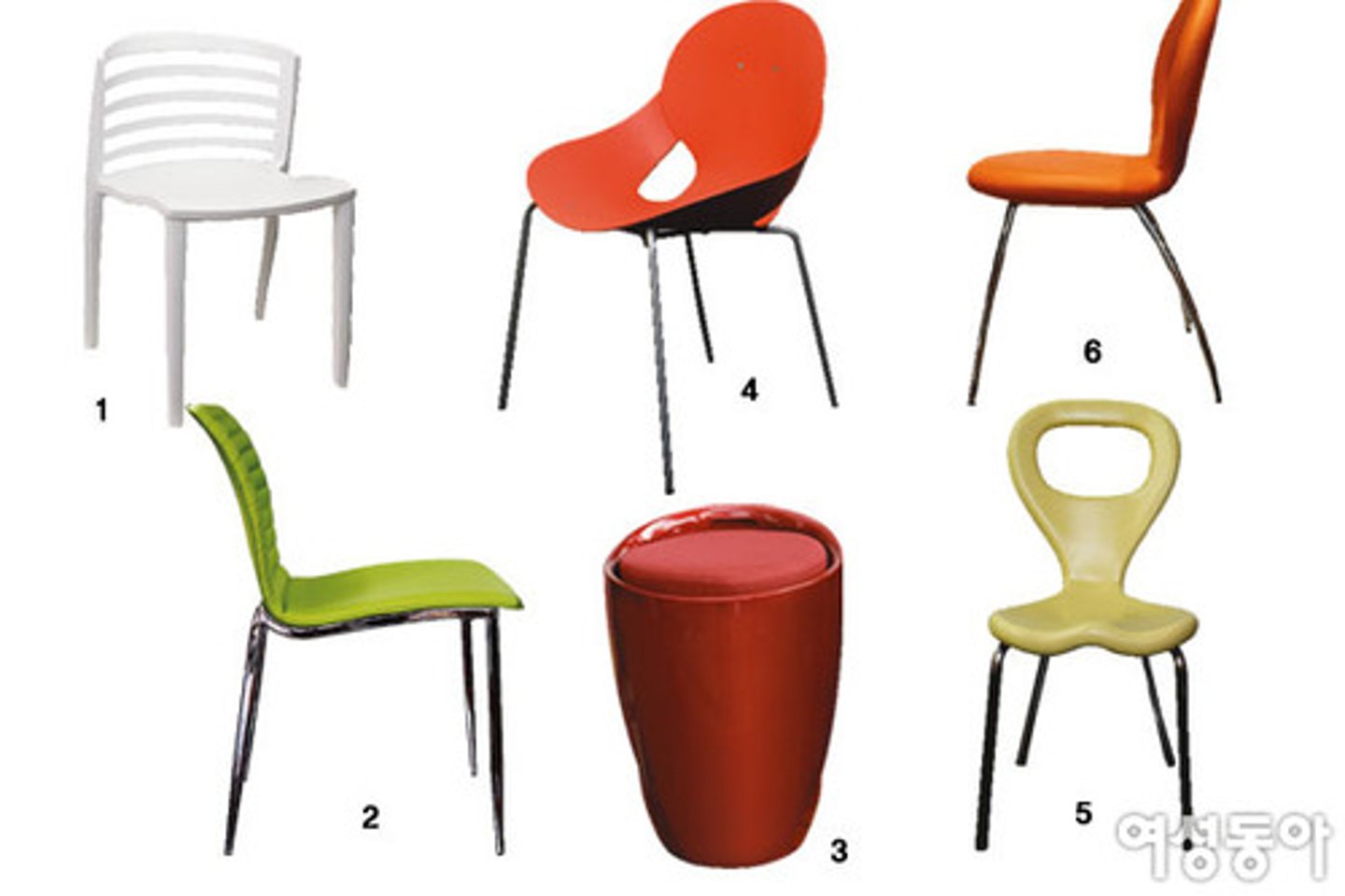 <p>6 chairs</p>
