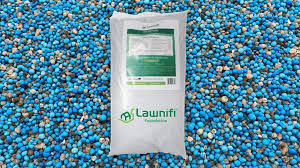 <p>&nbsp;Fertilizer in granular form, applied to the soil surface or incorporated into the soil.</p>
