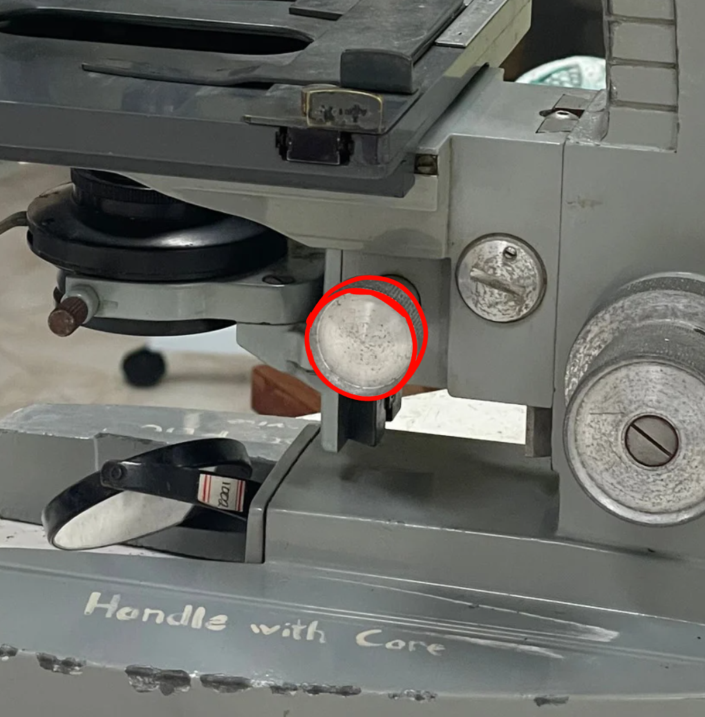 <p>Identify the microscope part</p>