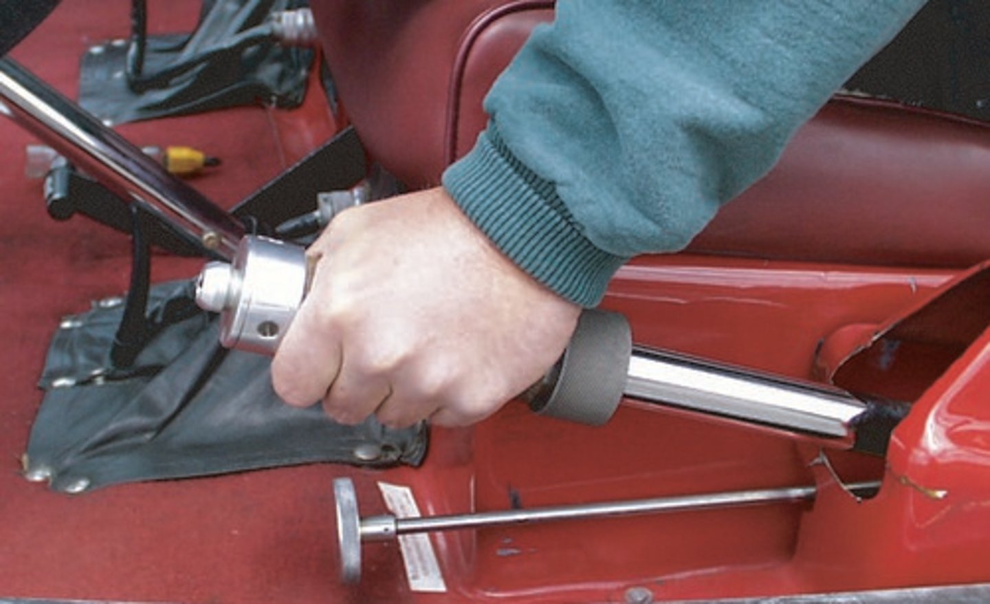 <p>located to the left of the pilots seat is used to simultaneously change the pitch of the rotor blades. When raised, the pitch angle of blades increases along with AOA creating more lift. Allows the pilot to perform a level climb. Is pulled up to go up and pushed down to go down</p>