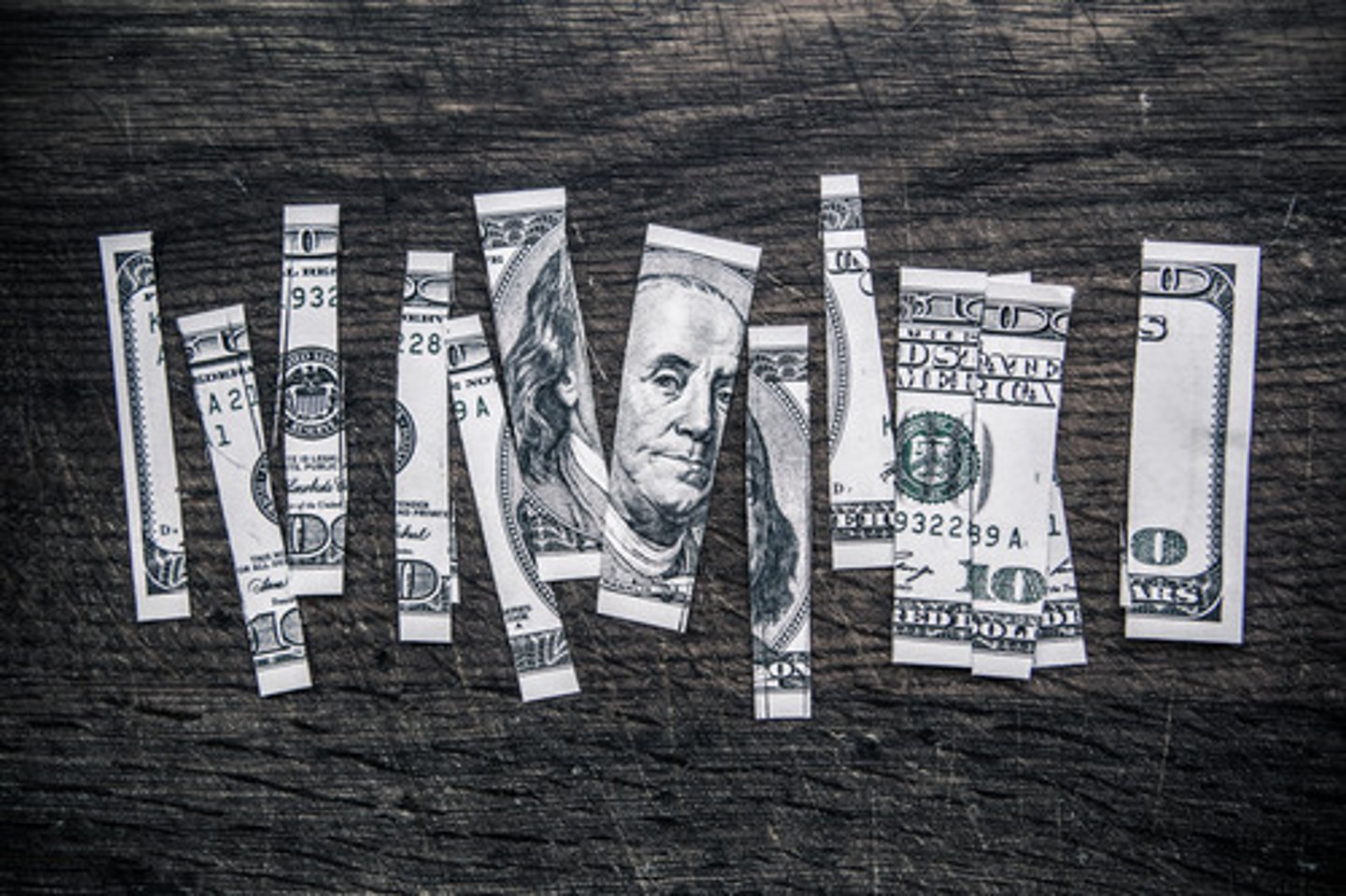 <p>to pay in installments</p>